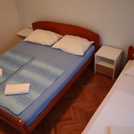 Debeli Lad Apartment